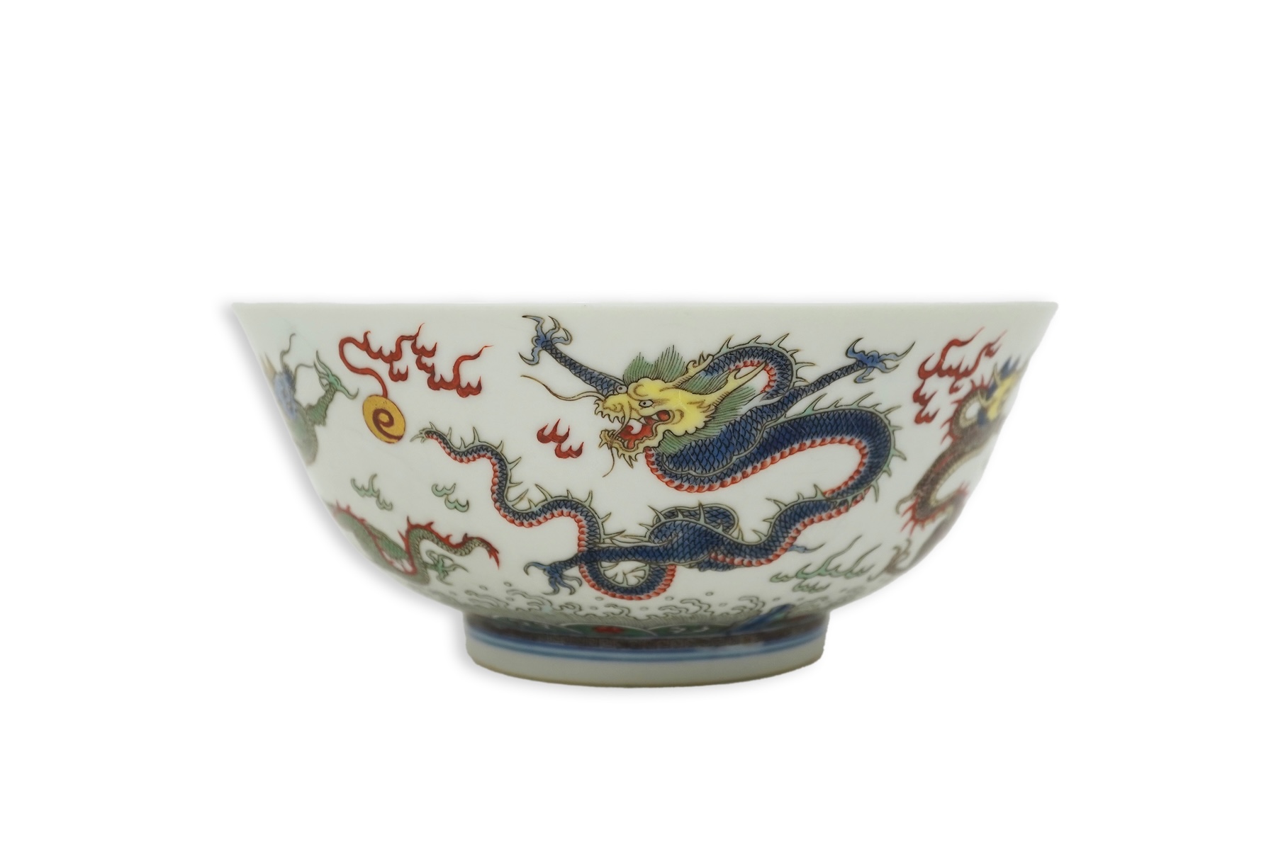 A Chinese enamelled porcelain 'dragon' bowl, Republic period
